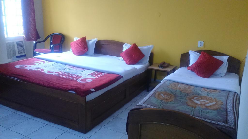Breeze Hotel Siliguri Δωμάτιο φωτογραφία