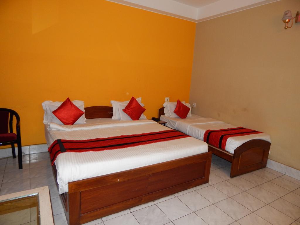 Breeze Hotel Siliguri Δωμάτιο φωτογραφία