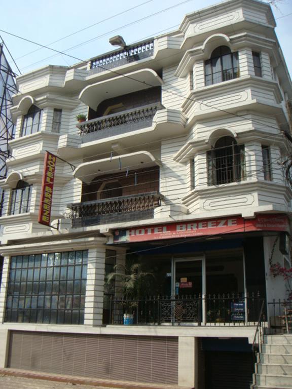 Breeze Hotel Siliguri Εξωτερικό φωτογραφία